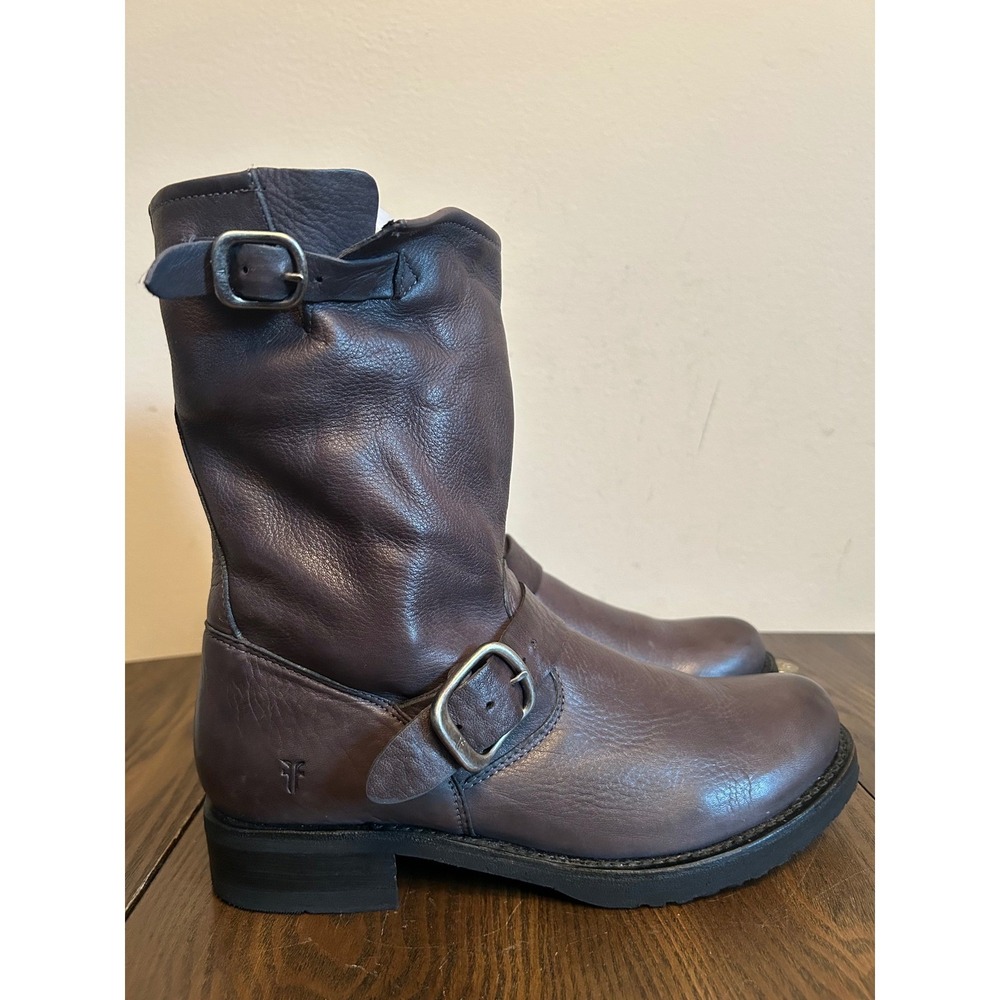 FRYE Veronica Gray Short Soft Leather Shaft Boots with Buckle Size 7.5B